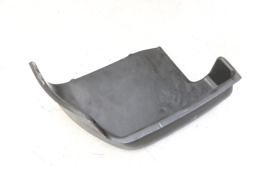 photo de BATTERY COVER PIAGGIO MP3 LT 400 (2007 - 2012) - Zoom on usage condition