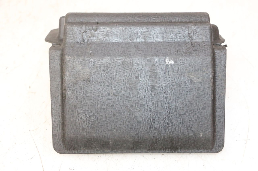 photo de BATTERY COVER PIAGGIO NEW TYPHOON 50 (2010 - 2017) - Technical close-up