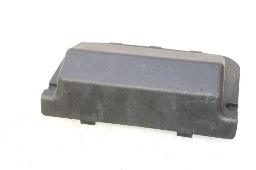 photo de BATTERY COVER PIAGGIO NEW TYPHOON 50 (2018 - 2021) - Technical close-up