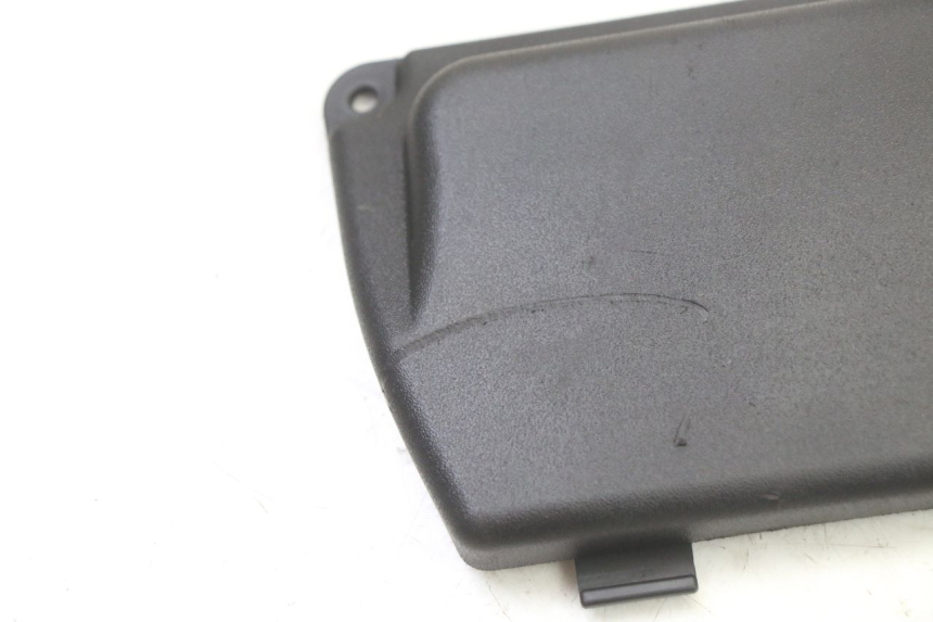 photo de BATTERY COVER PIAGGIO NRG POWER PUREJET 50 (2018 - 2021) - Component detail