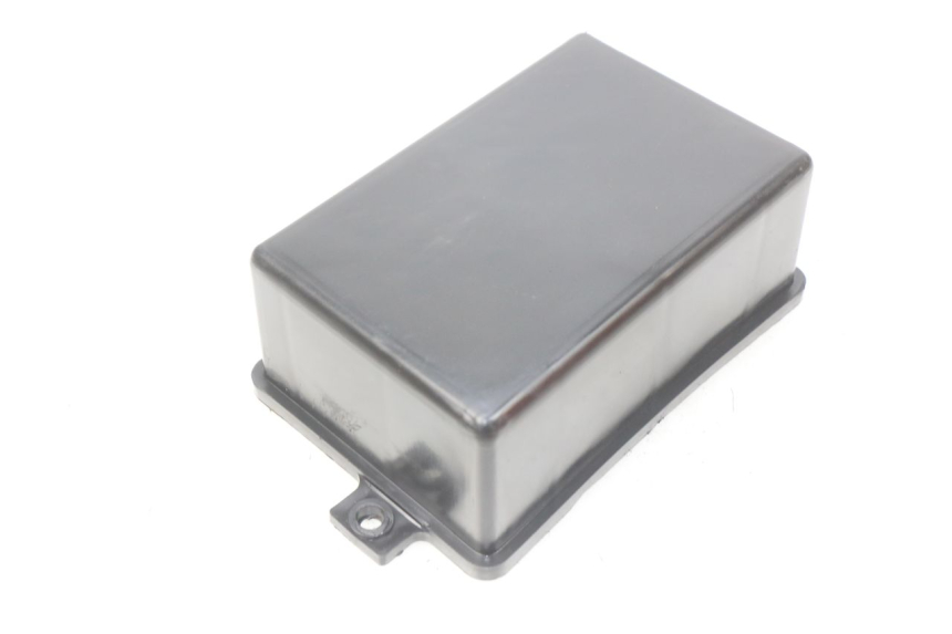 photo de BATTERY COVER SYM ORBIT III 3 4T 50 (2021 - 2025) - Zoom on usage condition