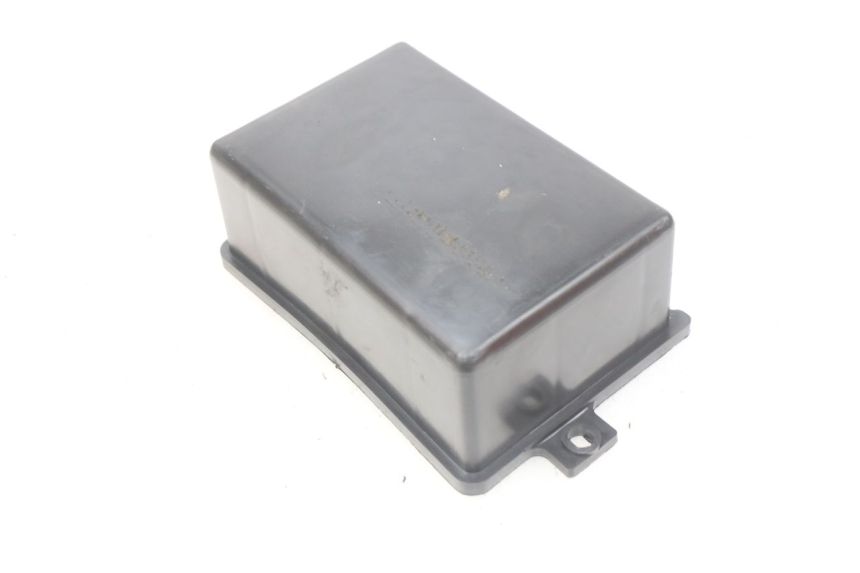 photo de BATTERY COVER SYM ORBIT III 3 4T 50 (2018 - 2021) - Zoom on usage condition