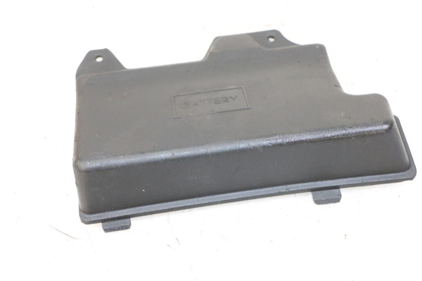 photo de BATTERY COVER PIAGGIO ZIP 4T 50 (2018 - 2020) - Zoom on usage condition