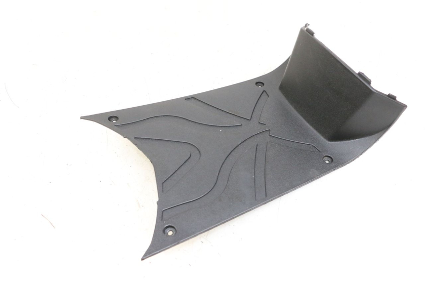 photo de Battery cover EUROCKA R8 4T 50 (2013 - 2022) - Zoom on usage condition