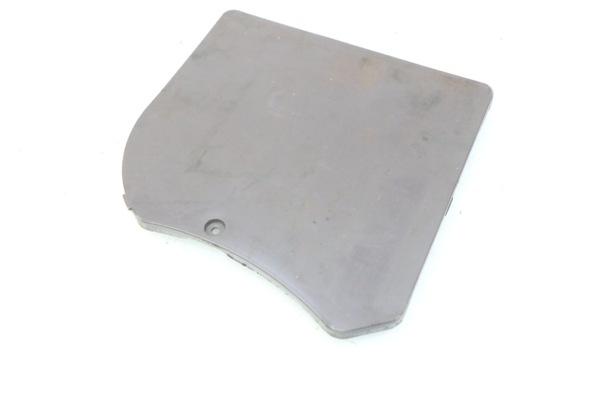 photo de BATTERY COVER JM MOTORS SC 4T 50 (2012 - 2017) - Zoom on usage condition