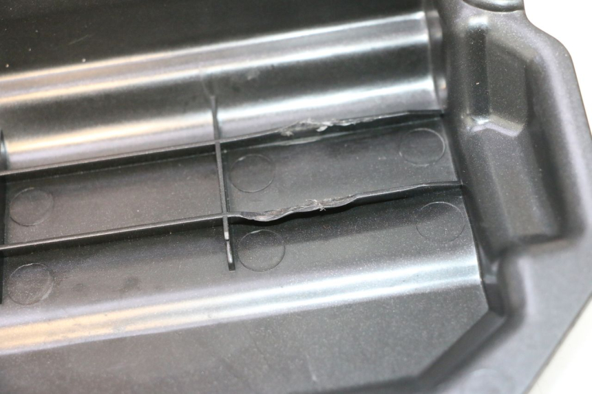 photo de BATTERY COVER APRILIA SR MOTARD 50 (2012 - 2018) - Product overview