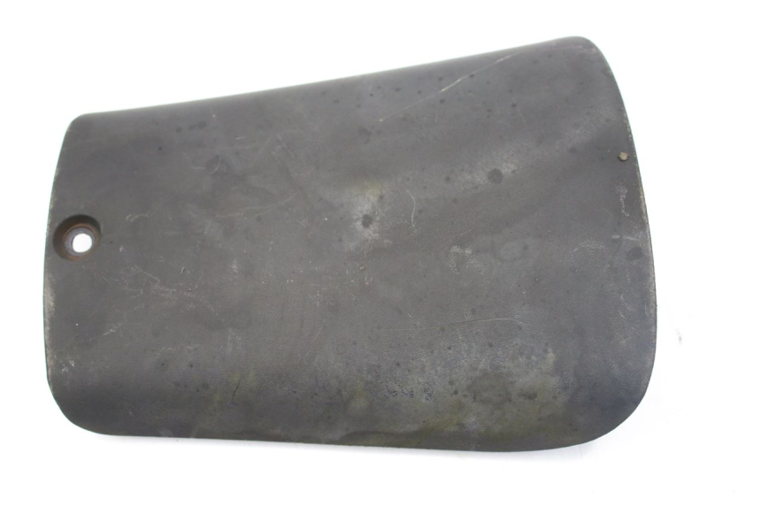 photo de BATTERY COVER PEUGEOT TKR TREKKER FURIOUS 50 (2005 - 2014) - Alternative perspective