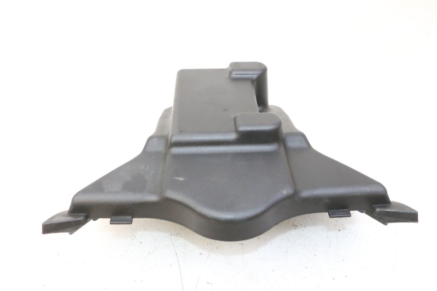photo de BATTERY COVER YAMAHA X-CITY XCITY 125 (2007 - 2013) - Technical close-up