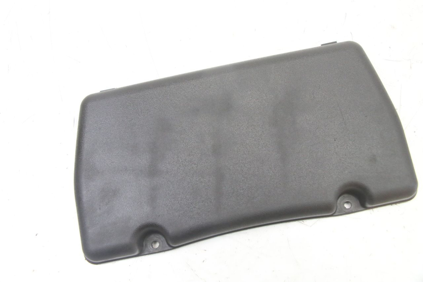 photo de BATTERY COVER PIAGGIO XEVO - X EVO 125 (2007 - 2017) - Main view