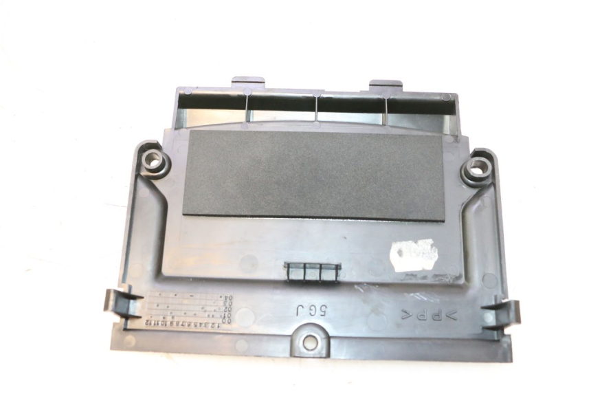 photo de BATTERY COVER YAMAHA XP T-MAX ABS 500 (2005 - 2005) - Alternative perspective