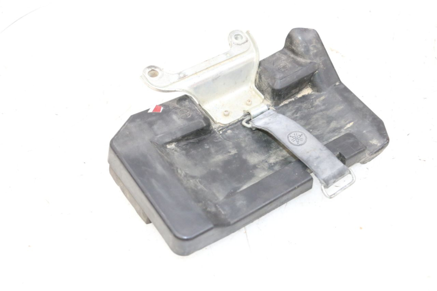 photo de BATTERY COVER YAMAHA YFM R RAPTOR 250 (2008 - 2014) - Alternative perspective