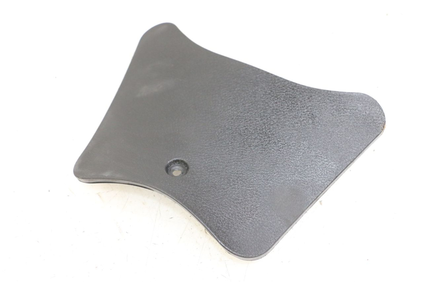 photo de BATTERY COVER YAMAHA YP MAJESTY 125 (2002 - 2006) - Main view