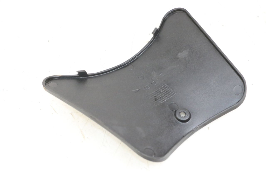 photo de BATTERY COVER YAMAHA YP MAJESTY 125 (2002 - 2006) - Component detail