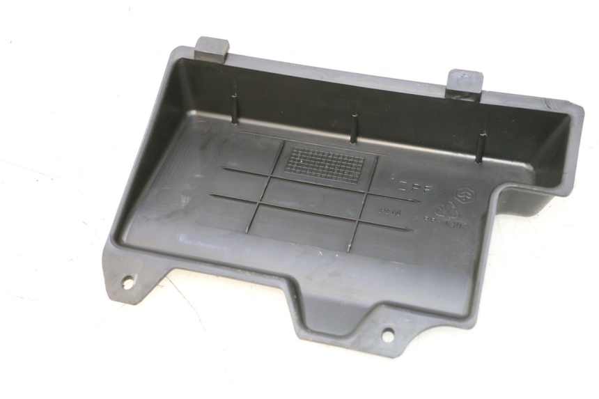 photo de BATTERY COVER PIAGGIO ZIP 2T 50 (2009 - 2019) - Component detail