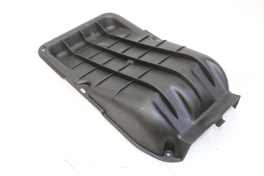 photo de BOX FILTER COVER QUADRO 4 4D 350 (2015 - 2018) - Alternative perspective