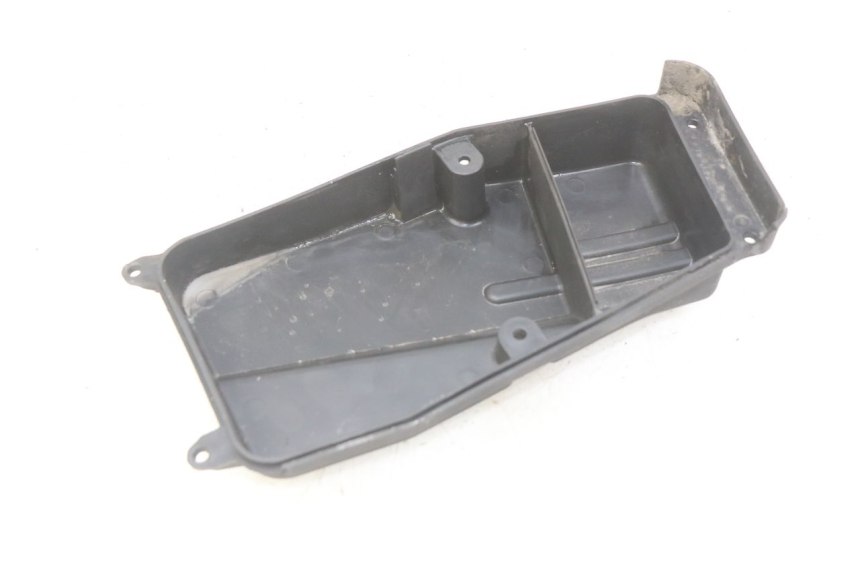 photo de AIRBOX COVER SYM FIDDLE 2 125 (2010 - 2013) - Component detail