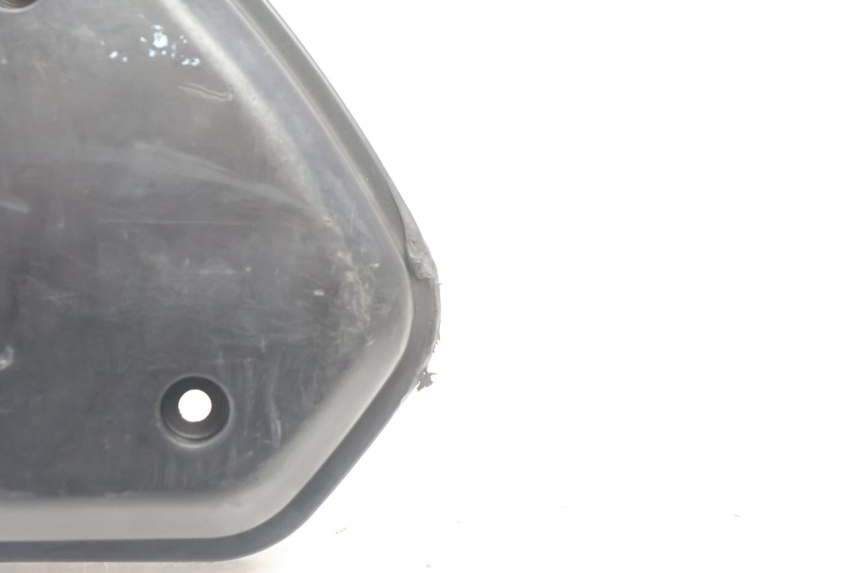photo de BOX FILTER COVER PEUGEOT KISBEE 2T 50 (2010 - 2017) - Alternative perspective