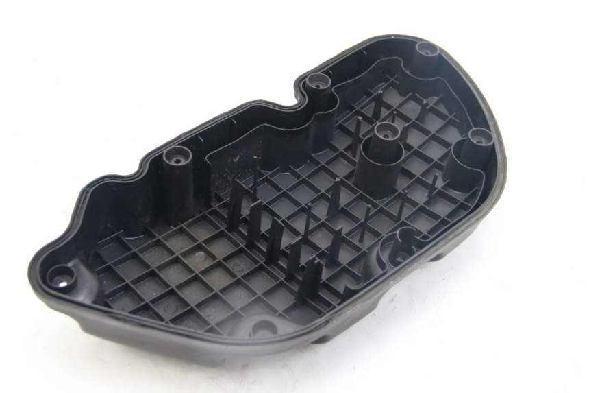 photo de AIRBOX COVER PIAGGIO MP3 125 (2006 - 2014) - Surface and material condition