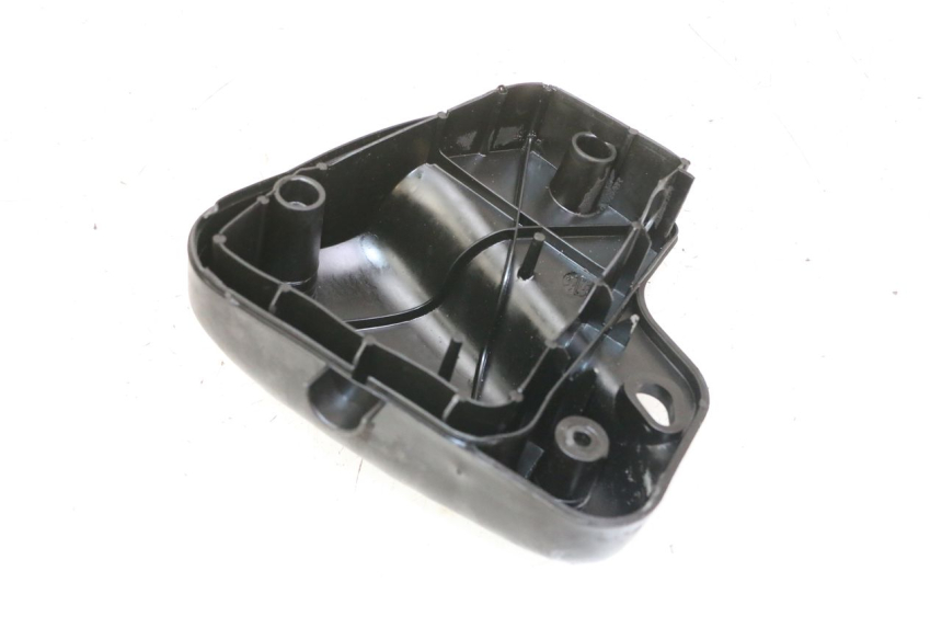 photo de BOX FILTER COVER PEUGEOT ELYSTAR 50 (2002 - 2014) - Zoom on usage condition