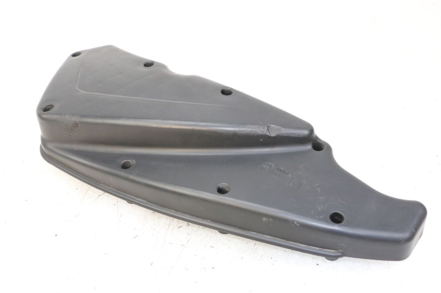 photo de BOX FILTER COVER PEUGEOT SATELIS 125 (2013 - 2018) - Technical close-up