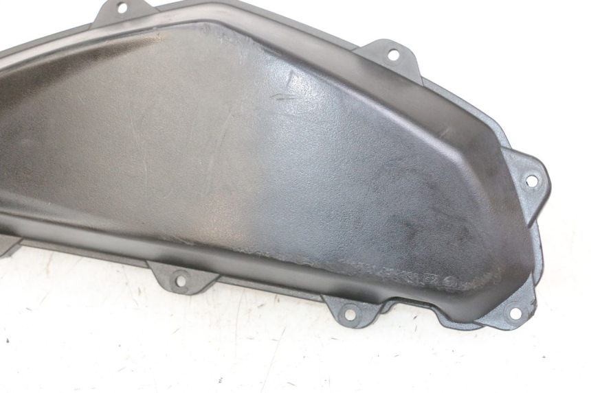 photo de BOX FILTER COVER PEUGEOT STREETZONE I 2T 50 (2018 - 2020) - Technical close-up