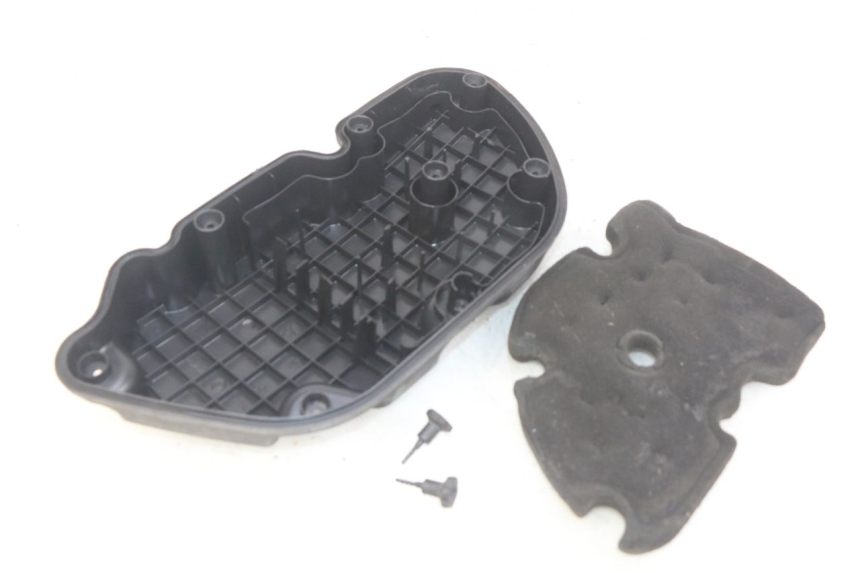 photo de AIRBOX COVER PIAGGIO XEVO - X EVO 125 (2007 - 2017) - Zoom on usage condition