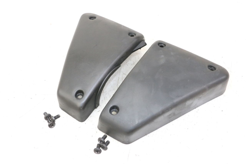 photo de BOX FILTER COVER YAMAHA FZS FAZER 600 (2001 - 2003) - Alternative perspective