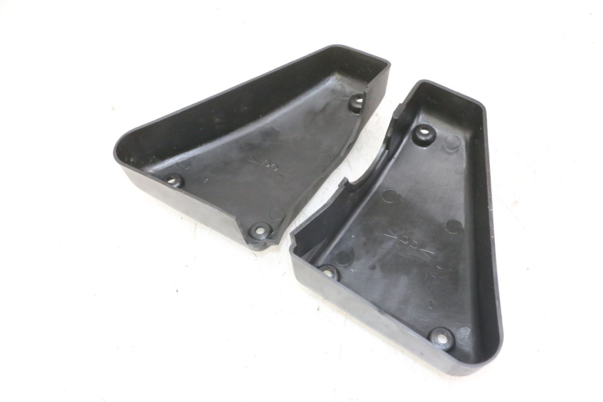 photo de BOX FILTER COVER YAMAHA FZS FAZER 600 (2001 - 2003) - Component detail