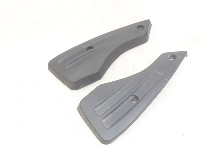 photo de SIDE FRAME COVER NECO ALEXONE 125 (2017 - 2024) - Zoom on usage condition