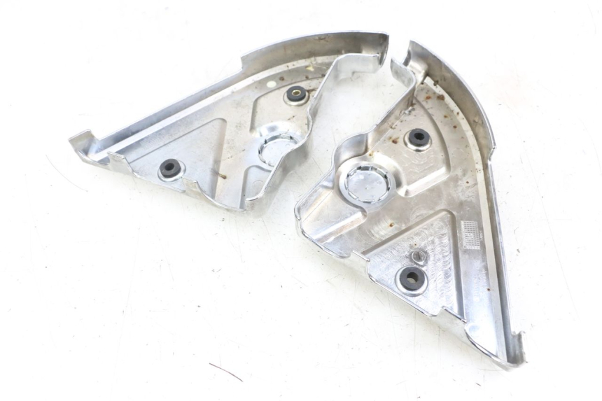 photo de Side frame cover HYOSUNG GV AQUILA 125 (2000 - 2009) - Alternative perspective