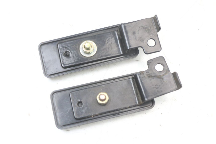 photo de FRAME COVER ARCHIVE CAFE RACER 4T 50 (2019 - 2024) - Zoom on usage condition