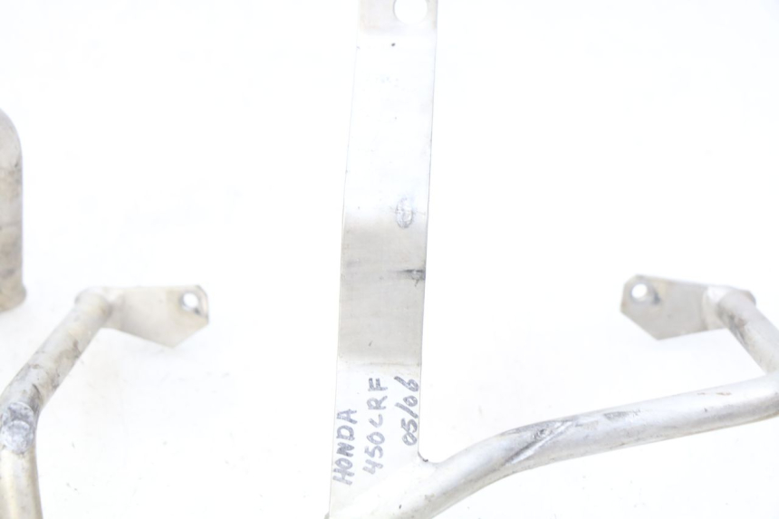 photo de SIDE FRAME COVER HONDA CRF CR-F 450 (2005 - 2008) - Distinctive features