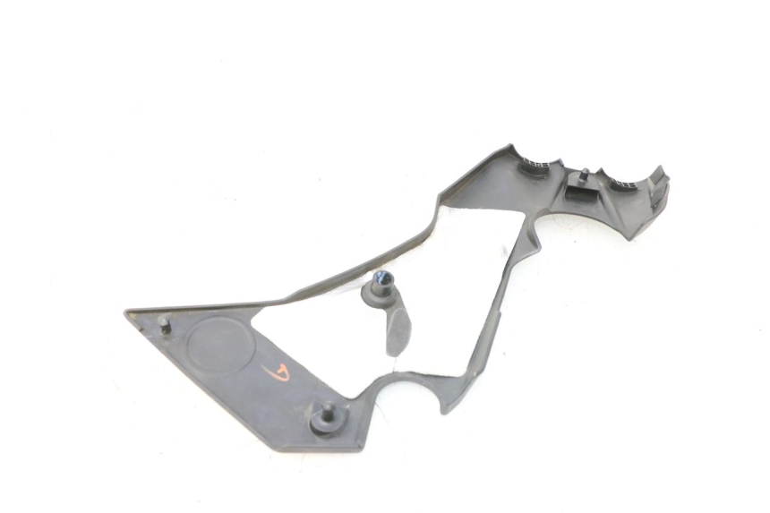 photo de RIGHT SIDE FRAME COVER KAWASAKI ER-6 ER6 F ABS 650 (2012 - 2016) - Zoom on usage condition