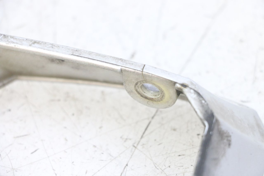 photo de RIGHT SIDE FRAME COVER HONDA FJS SILVERWING SILVER WING 600 (2001 - 2010) - Zoom on usage condition