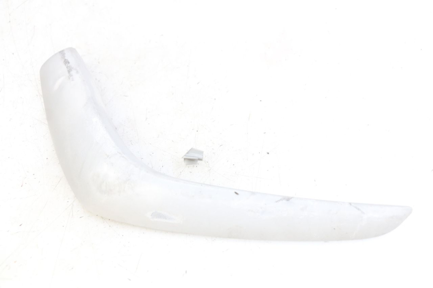 photo de RIGHT SIDE LATERAL FRAME COVER PIAGGIO FLY 2T 50 (2004 - 2017) - Zoom on usage condition
