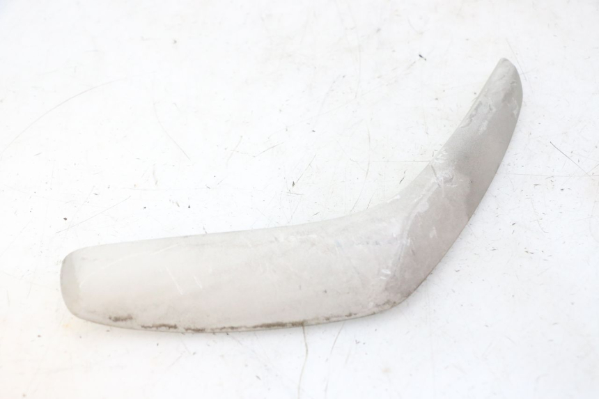 photo de RIGHT SIDE LATERAL FRAME COVER PIAGGIO FLY 2T 50 (2004 - 2017) - Technical close-up