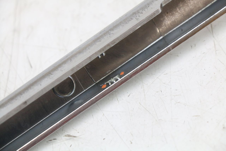 photo de RIGHT SIDE FRAME COVER PEUGEOT DJANGO 125 (2014 - 2017) - Markings and original references