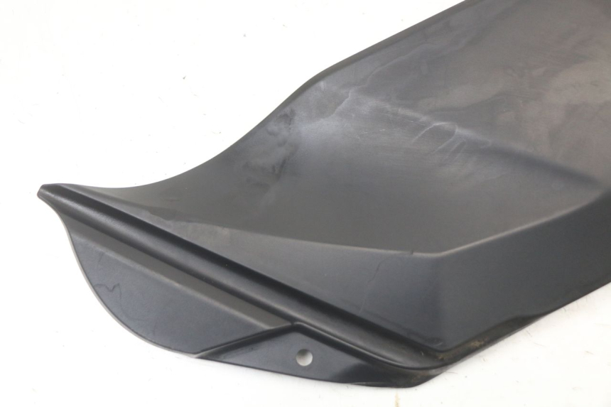 photo de RIGHT SIDE FRAME COVER SUZUKI GSR 750 (2011 - 2017) - Component detail