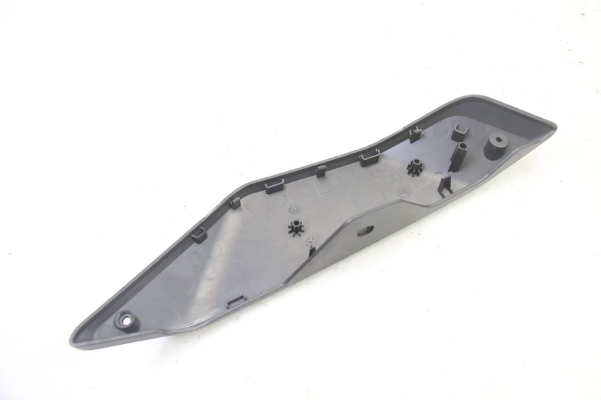 photo de RIGHT SIDE FRAME COVER SEGWAY NINEBOT ZT3 PRO 1 - Product overview