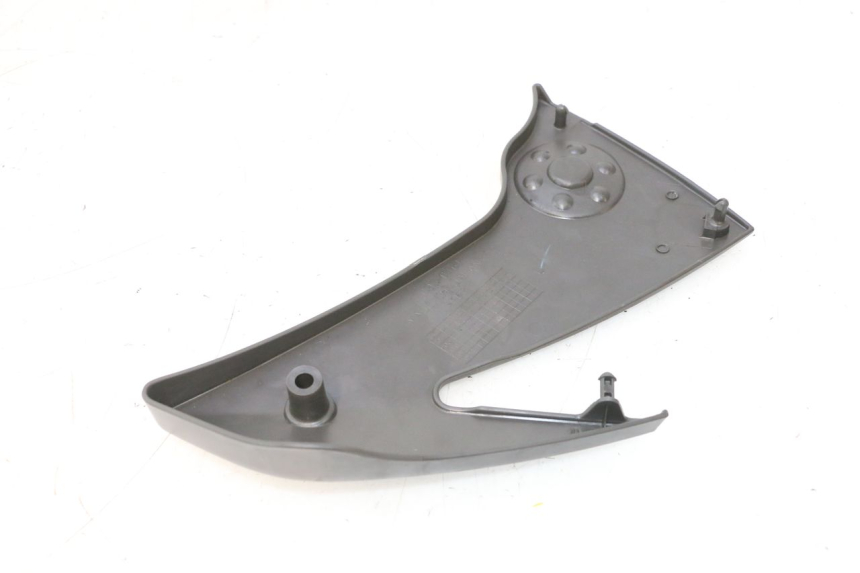 photo de LEFT SIDE FRAME COVER KAWASAKI ER-6 ER6 N 650 (2005 - 2009) - Zoom on usage condition