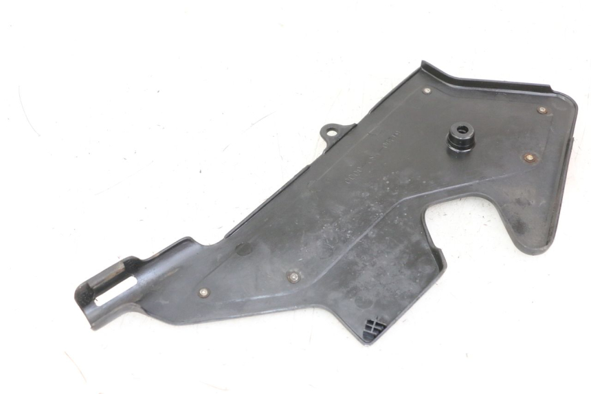 photo de LEFT SIDE FRAME COVER HONDA CBR F 1000 (1993 - 1996) - Zoom on usage condition