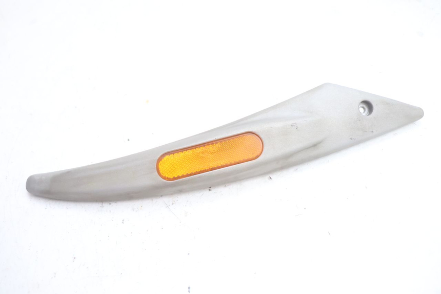 photo de LEFT SIDE FRAME COVER PIAGGIO LIBERTY 125 (1998 - 2008) - Fixing points details
