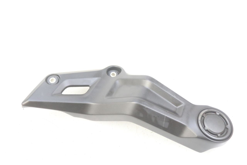 photo de LEFT SIDE LATERAL FRAME COVER YAMAHA MT-07 MT07 700 (2018 - 2020) - Alternative perspective