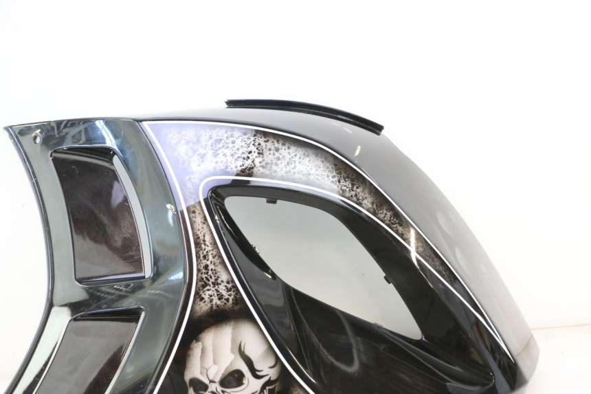 photo de LEFT SIDE FRAME COVER CAN-AM SPYDER RS 1000 (2008 - 2012) - Fixing points details
