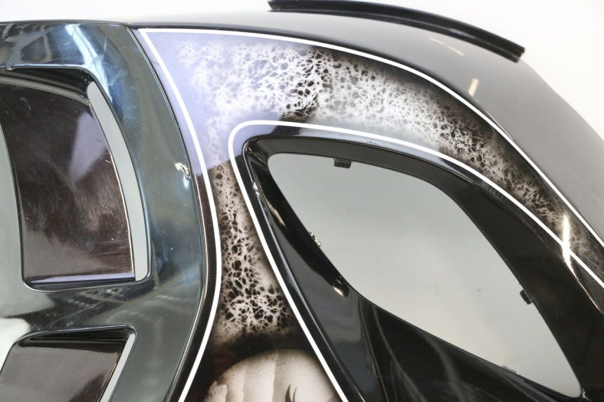 photo de LEFT SIDE FRAME COVER CAN-AM SPYDER RS 1000 (2008 - 2012) - Surface and material condition