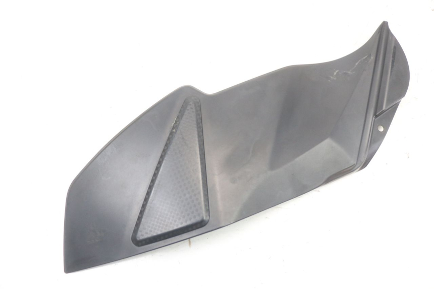 photo de LEFT SIDE FRAME COVER SUZUKI GSR 750 (2011 - 2017) - Main view