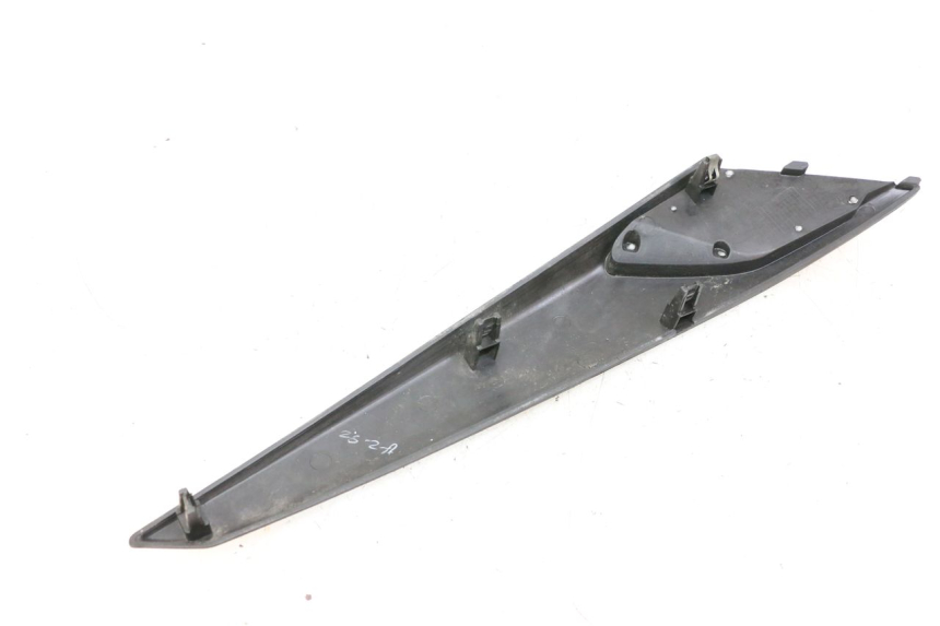 photo de LEFT SIDE FRAME COVER APRILIA SXR 50 (2021 - 2023) - Alternative perspective