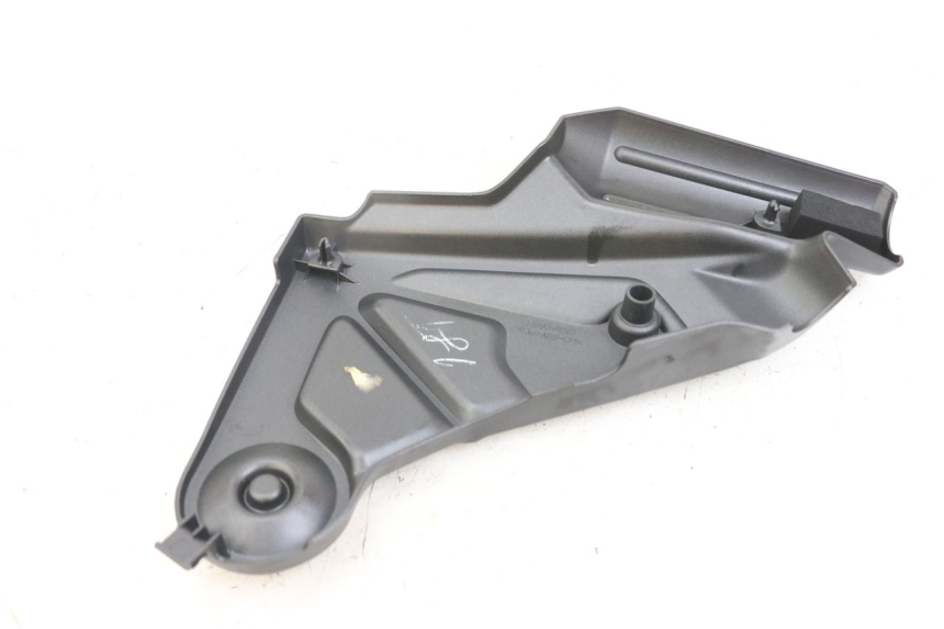 photo de LEFT SIDE LATERAL FRAME COVER KAWASAKI VERSYS ABS 650 (2015 - 2018) - Alternative perspective