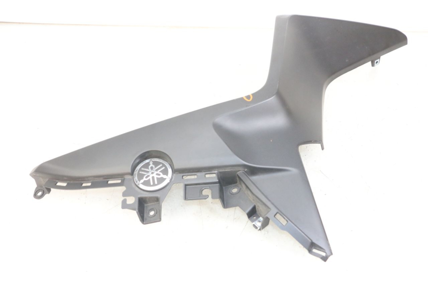 photo de LEFT SIDE LATERAL FRAME COVER YAMAHA XMAX X-MAX ABS 125 (2017 - 2020) - Markings and original references