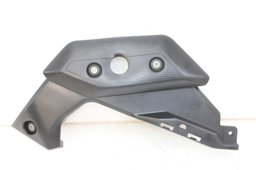 photo de LEFT SIDE FRAME COVER YAMAHA XJ6 ABS 600 (2008 - 2016) - Main view